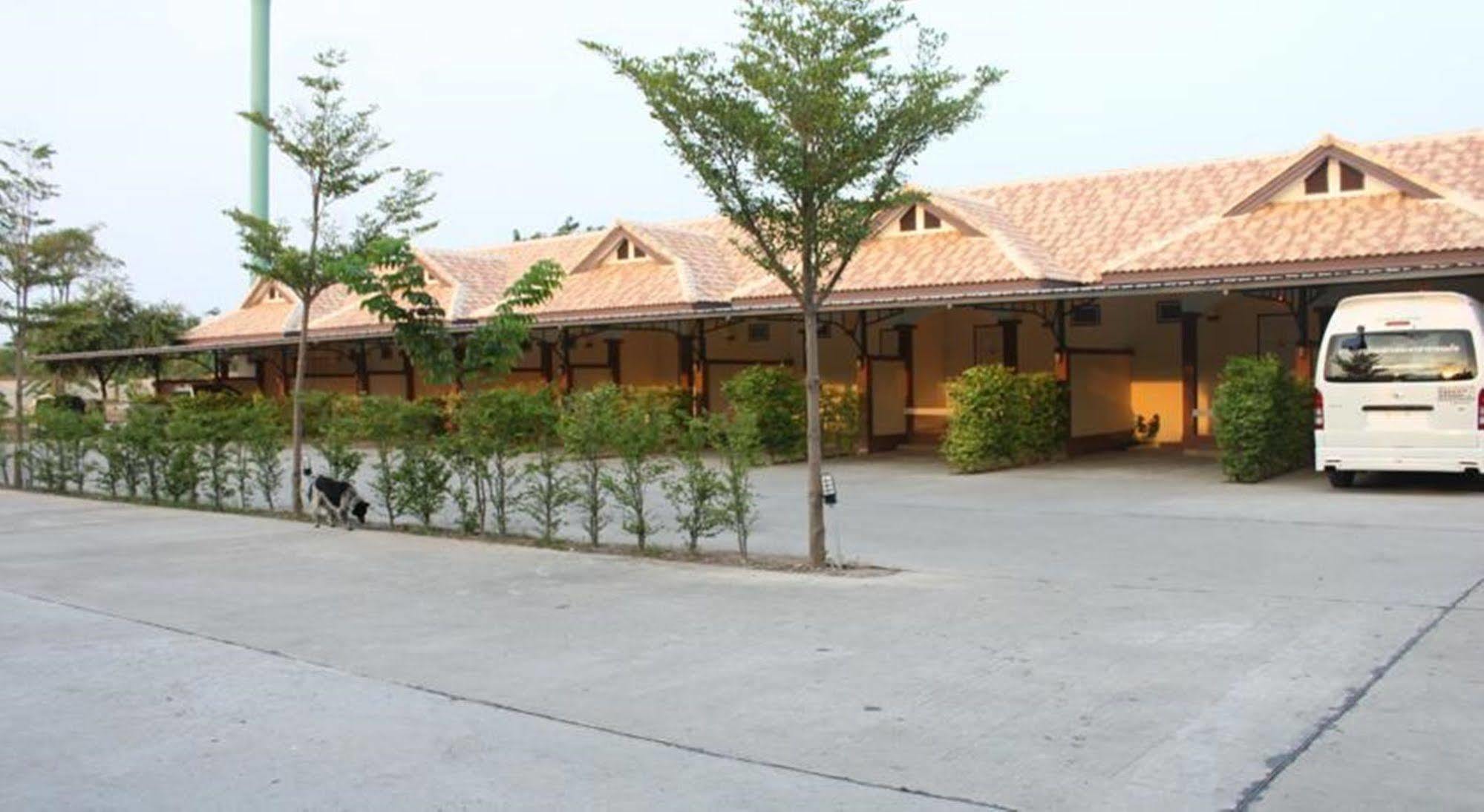 Saraburi Garden Resort Zewnętrze zdjęcie